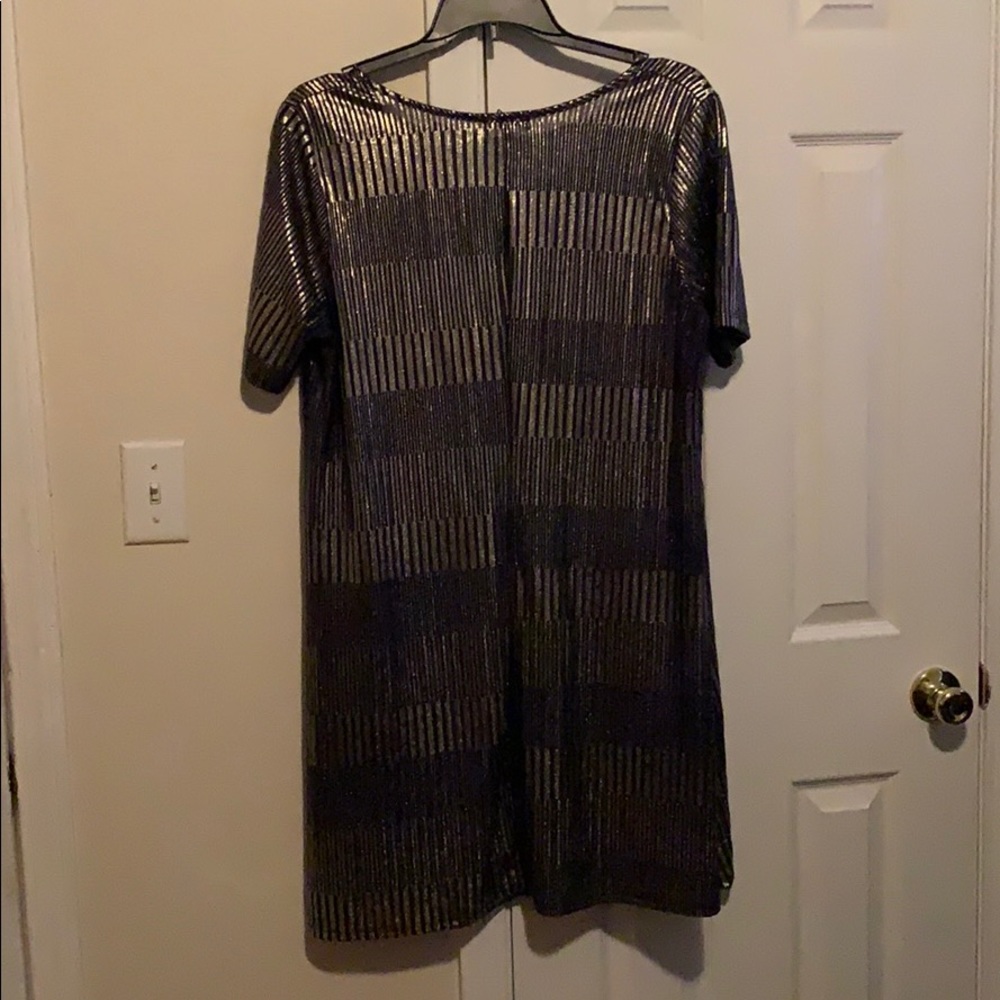 Shirt - Picture 3 of 3